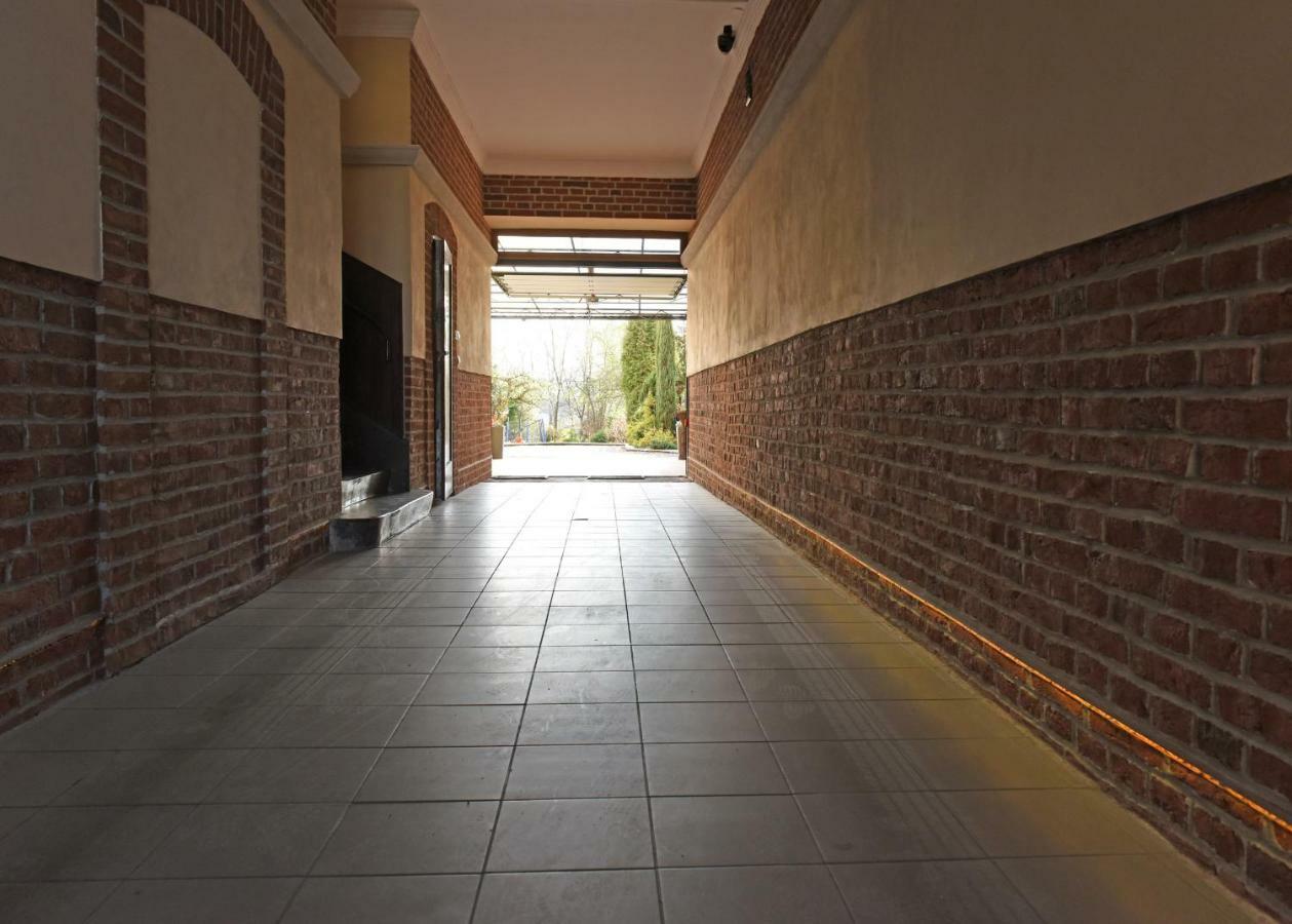 Apartament City, Clock Кросно Экстерьер фото